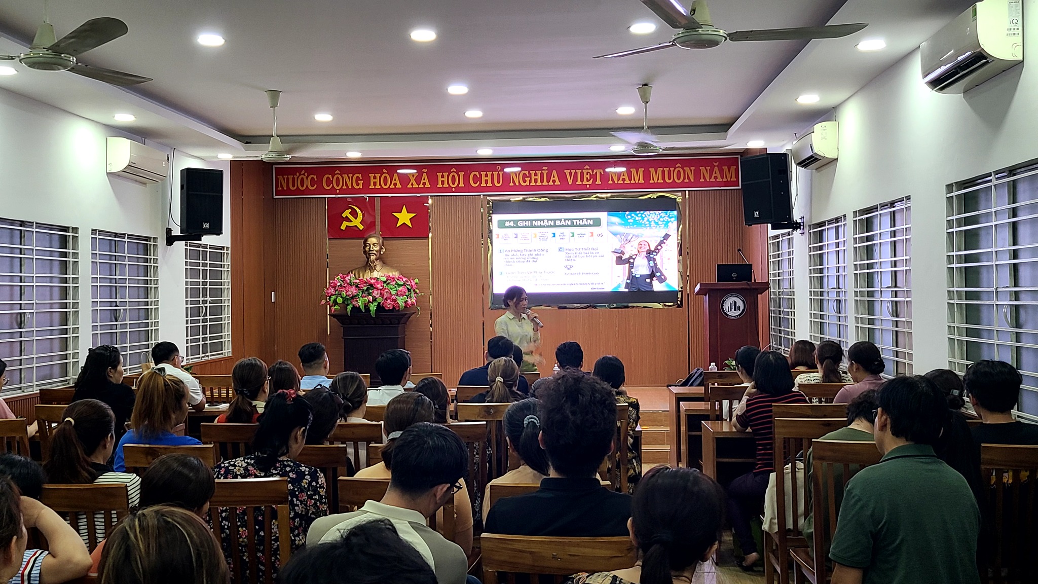Viện Khoa Học Phát Triển Tài Năng Việt Nam